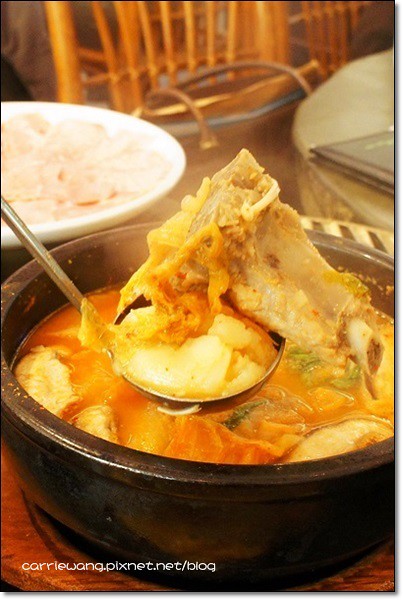 三元韓式花園餐廳：正宗的韓式料理果真不凡，週年慶餐點半價優惠 @飛天璇的口袋