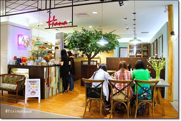 【台中下午茶】Hana Cafe。日系鄉村雜貨風店，環境溫馨可愛@台中新光三越B1 @飛天璇的口袋
