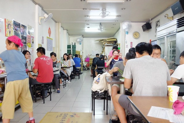 謝氏早點專賣店｜台中傳承60年的早餐店，香港觀光客最愛的謝氏早點 @飛天璇的口袋