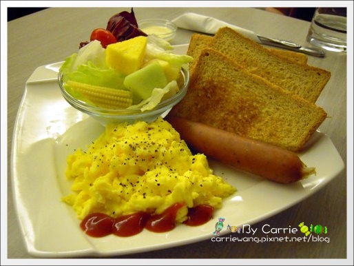 【台中早午餐】克拉朵咖啡館Carat Café．輕食早午餐 @飛天璇的口袋