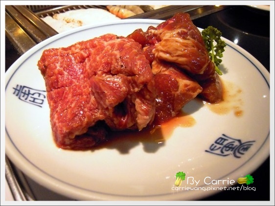 【台中韓式燒烤】兩班家無煙韓式碳烤．貴族般的享受 @飛天璇的口袋