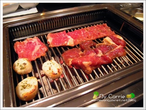 【台中韓式燒烤】兩班家無煙韓式碳烤．貴族般的享受 @飛天璇的口袋