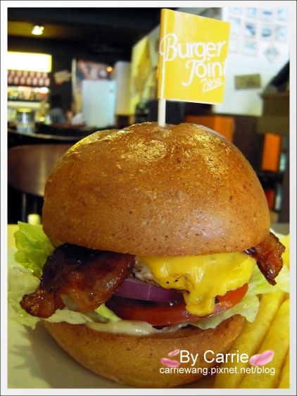 【台中早午餐】Burger Joint．7分SO美式廚房@林書豪尼克隊贏球，豪小子牛排歐姆蛋套餐半價 @飛天璇的口袋