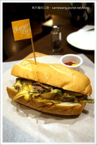 Burger Joint．7分SO朝富店：經典美食早午餐，讓人賴著不想走 @飛天璇的口袋