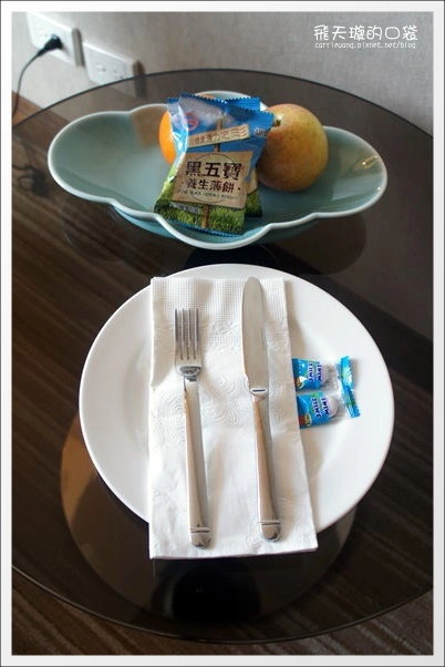 【台南飯店住宿】台糖長榮酒店+早餐buffet吃到飽。價格不貴，還滿推薦的… @飛天璇的口袋