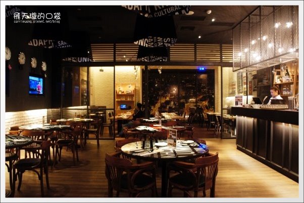【台中泰式餐廳】泰過熱時尚泰式料理。新加坡來的好滋味，全新菜單再出擊！ @飛天璇的口袋