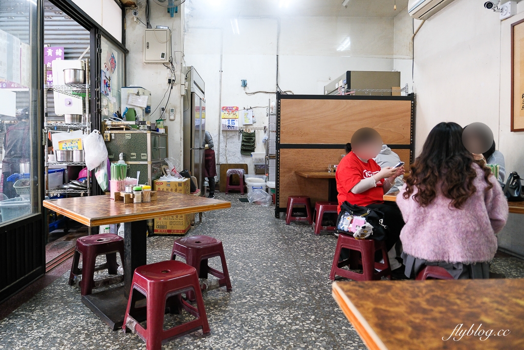 台中北區｜吳記脆皮肉圓．外皮炸的金黃的肉圓，假日總是大排長龍 @飛天璇的口袋