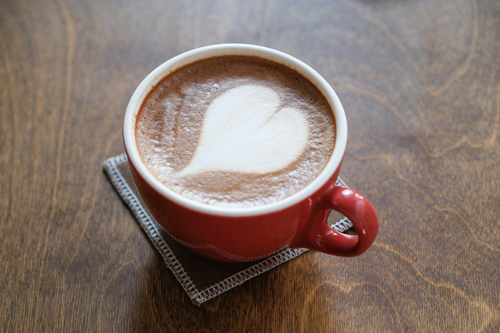 台中西區｜KOPHY coffee&philosophy．精明商圈不限時咖啡館，提供插座享受一個人的空間 @飛天璇的口袋