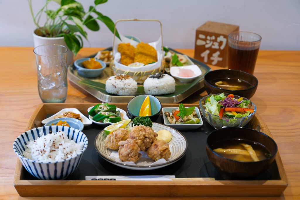 台中新社｜最浪漫沐心泉櫻花季．河津櫻、八重櫻開滿整個山頭，超浪漫櫻花隧道美一波 @飛天璇的口袋