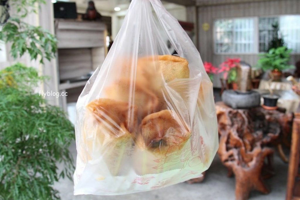 【台中神岡】榮泉餅店：網友推薦神岡傳統蛋黃酥，傳承40年的古早味餅店 @飛天璇的口袋