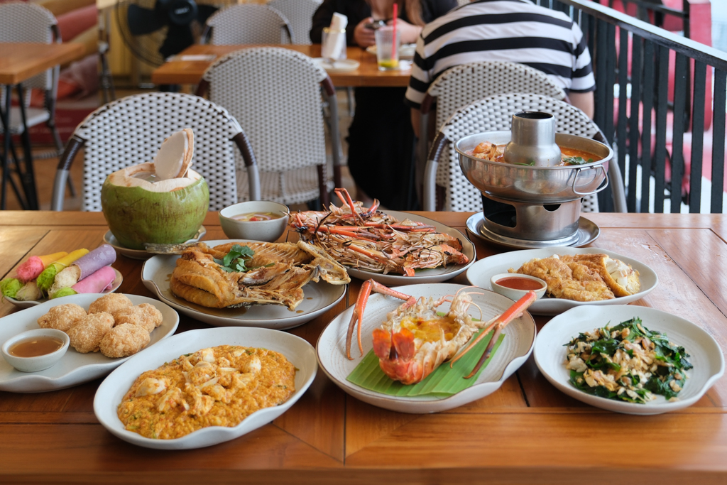 台中南區｜黃金滷味．好吃清爽又入味的滷味，忠孝夜市人氣美食推薦 @飛天璇的口袋