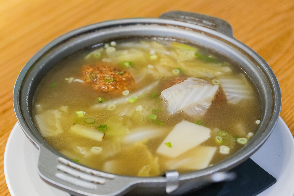 台中中區｜沁園春．台中70年老字號上海菜餐廳，米其林必比登推薦 @飛天璇的口袋