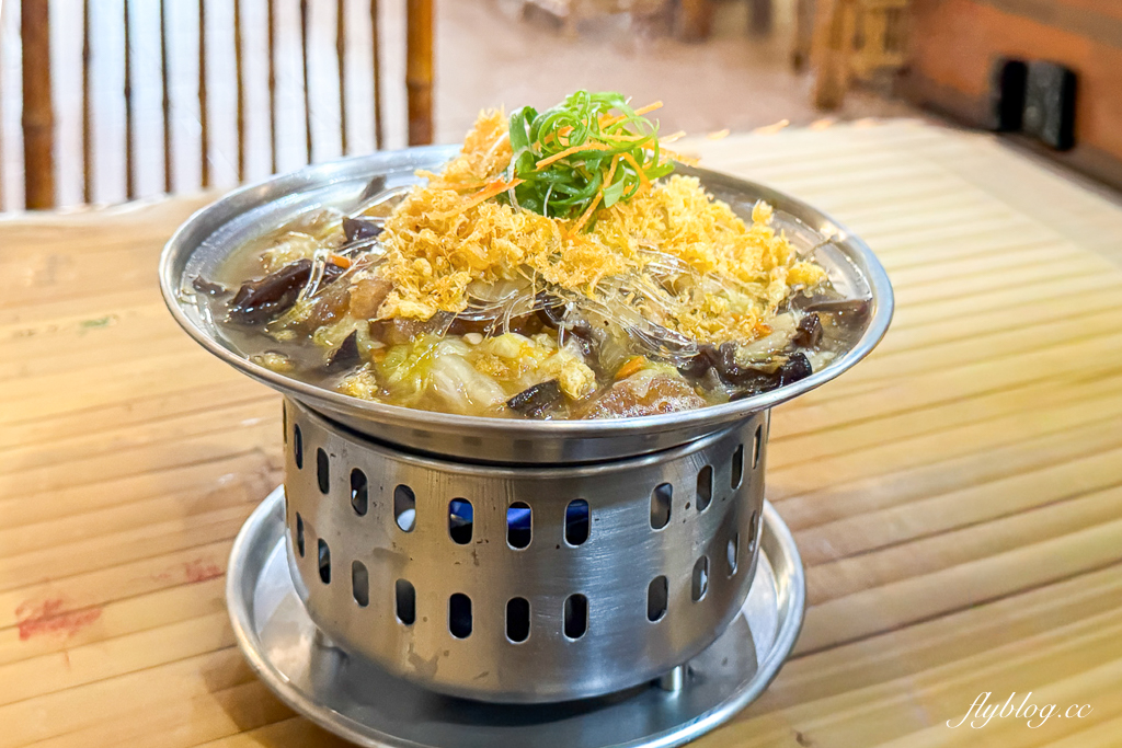 台中北屯｜竹之鄉風味餐廳．米其林必比登推薦，招牌紅燒耎骨，香酥芋頭鴨也推薦 @飛天璇的口袋