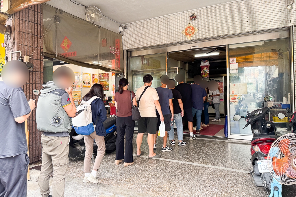 台中西屯｜廣豐燒臘便當．一天只營業4個小時，太原路人氣燒臘便當 @飛天璇的口袋