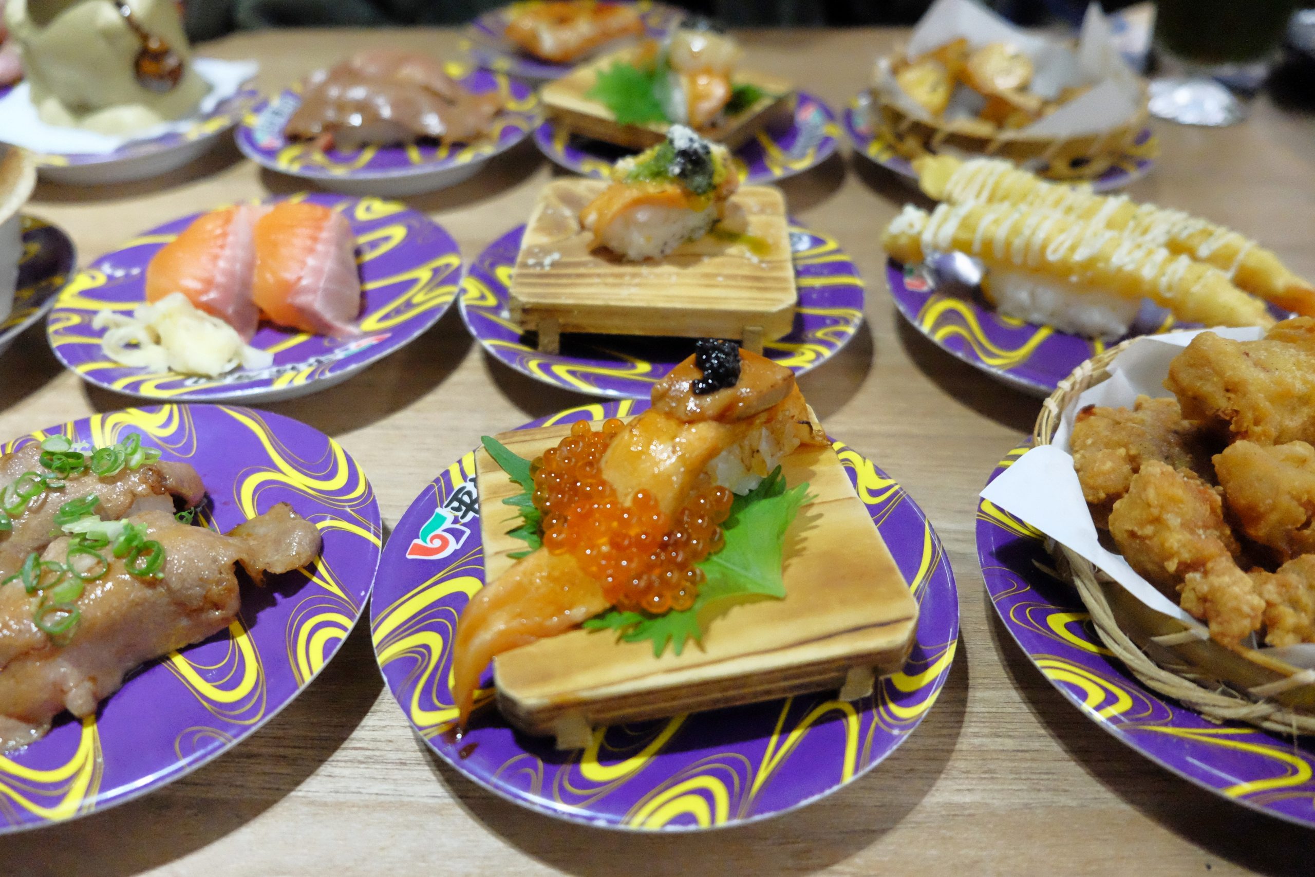 平祿壽司｜東日本歷史最悠久的連鎖壽司店，$40元起餐點選擇性多 @飛天璇的口袋