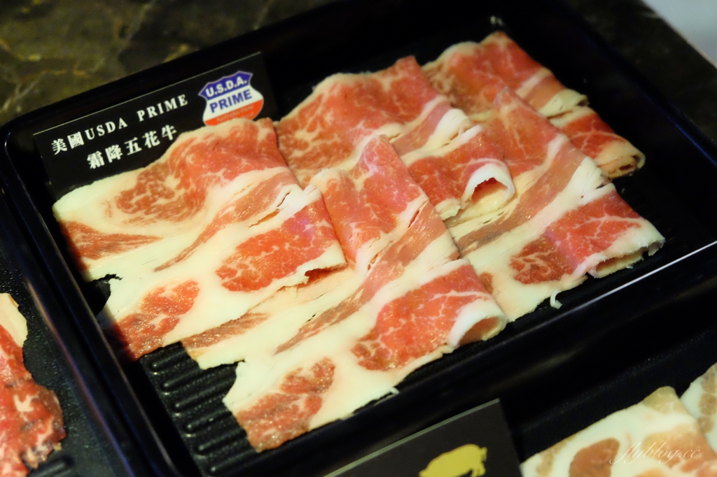 【台中南屯】Beef King：日本頂級A5和牛鍋物放題，挑戰台中最貴的和牛吃到飽 @飛天璇的口袋