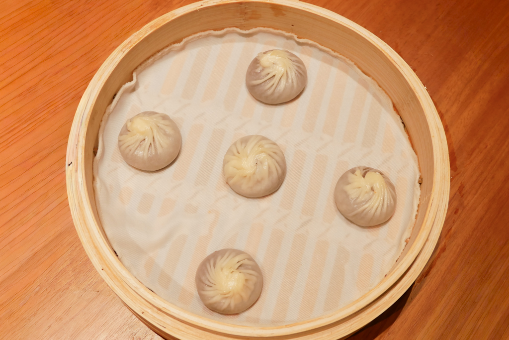 台中西屯|鼎泰豐.被紐約時報推薦為「世界十大美食餐廳」,黃金18摺21克比例的小籠包 @飛天璇的口袋 台中西屯|鼎泰豐.被紐約時報推薦為「世界十大美食餐廳」,黃金18摺21克比例的小籠包 @飛天璇的口袋