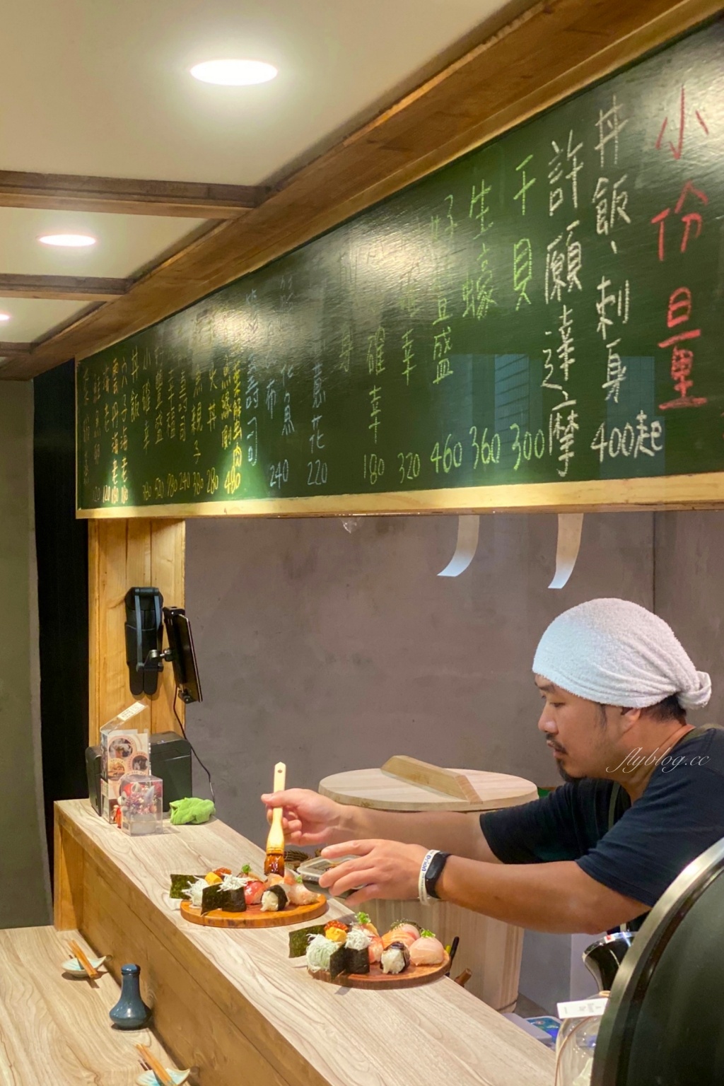 漁米島｜IG超人氣日式文青海鮮丼專賣店，必點手毬壽司和許願達摩 @飛天璇的口袋