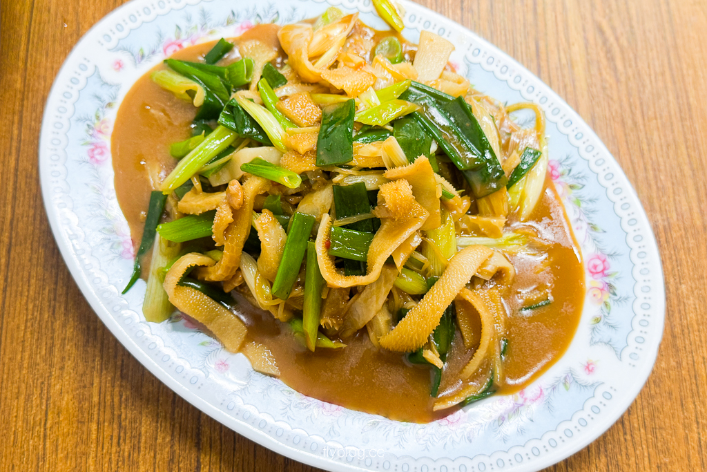 台中霧峰｜員園美食館老牌羊肉．霧峰老牌羊肉爐，必吃嫩Q羊肉鮮甜湯頭，還有隱藏版小吃！ @飛天璇的口袋