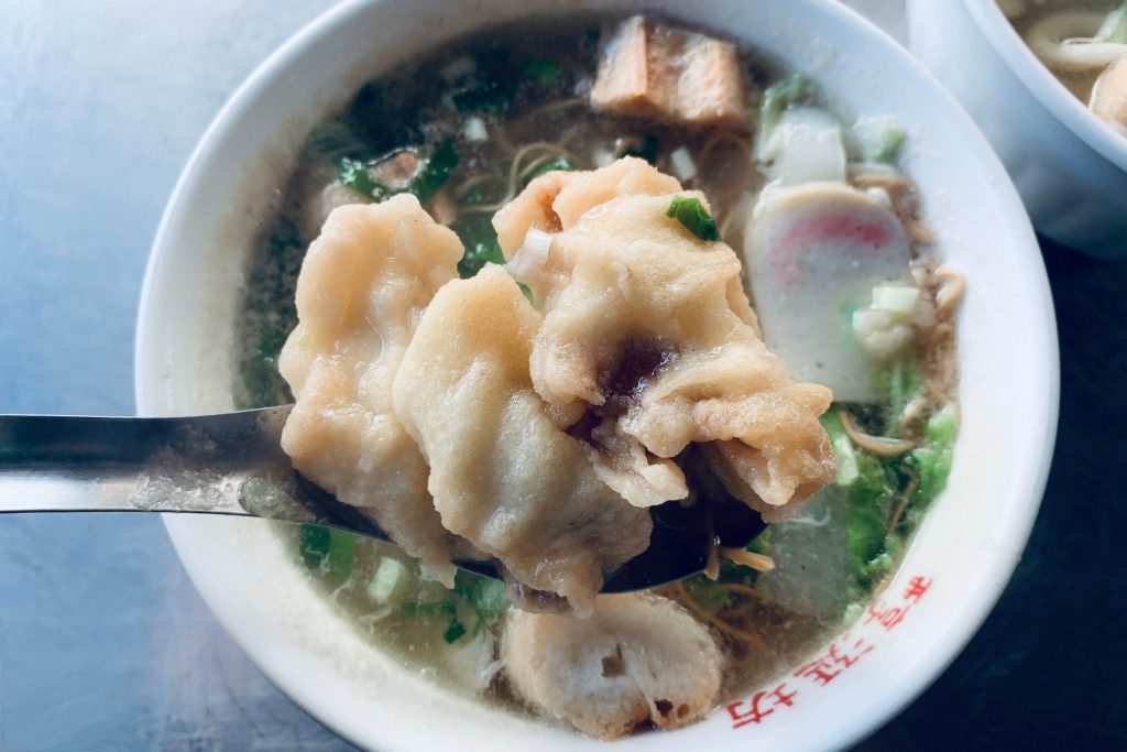 【台南中西】 醇涎坊鍋燒意麵：台南保安路的排隊美食，一碗55元簡單就是美味 @飛天璇的口袋