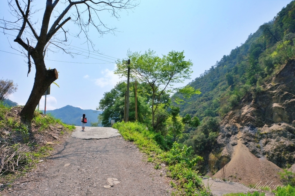 【南投仁愛】 夢谷瀑布：步行5分鐘欣賞自然美景，15公尺高的懸谷式瀑布 @飛天璇的口袋