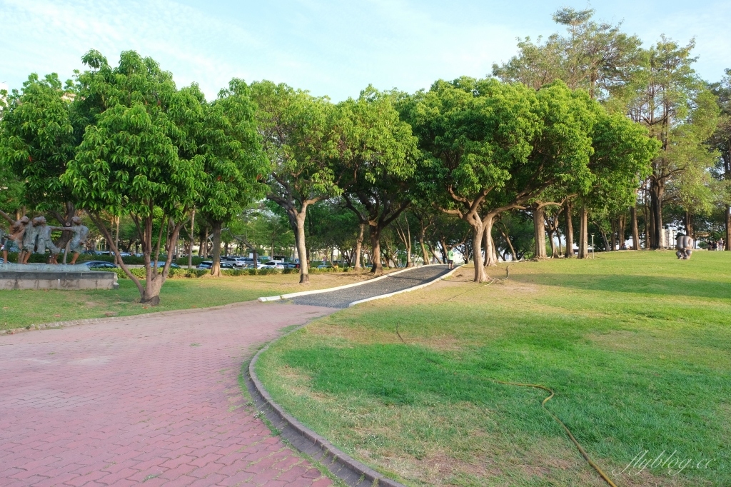 豐樂雕塑公園｜台灣第一座公立露天雕塑公園，台中捷運步行5分鐘抵達 @飛天璇的口袋