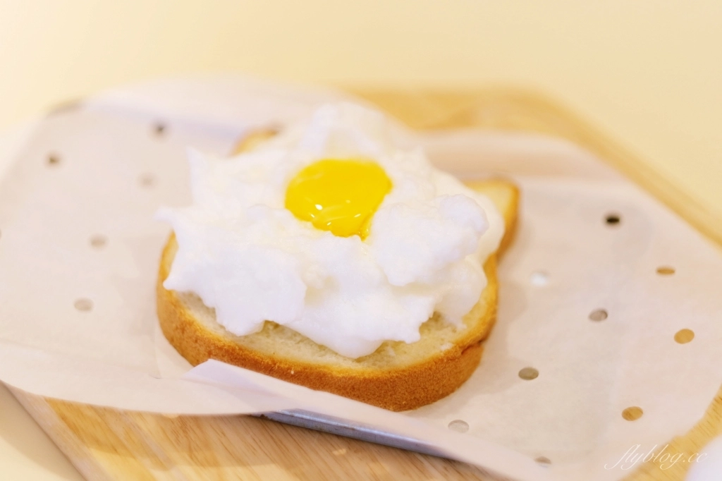 【食譜分享】雞蛋沙拉三明治作法，複刻日本超市最夯的蛋沙拉三明治，和風做法其實很簡單！ @飛天璇的口袋