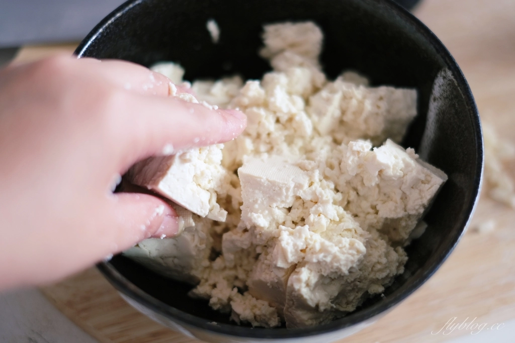 【食譜分享】豆腐豬肉丸作法，氣炸也可以輕鬆出菜，養生又減脂的美味料理 @飛天璇的口袋