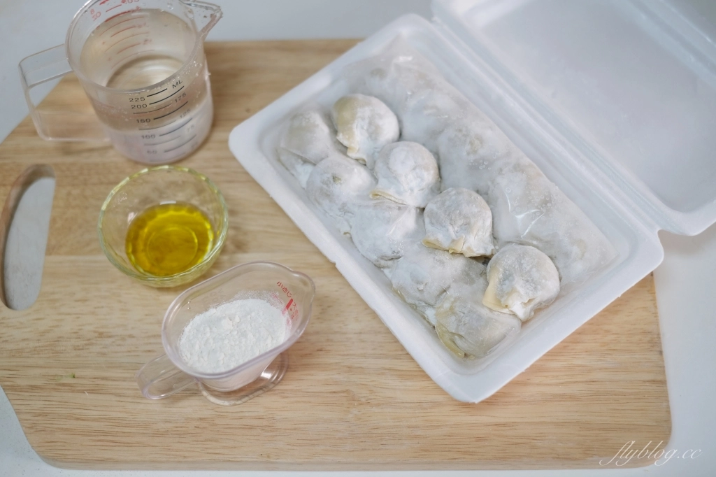【食譜分享】冰花煎餃作法，如何作出美味的冰花水餃？麵粉水的比例很重要 @飛天璇的口袋
