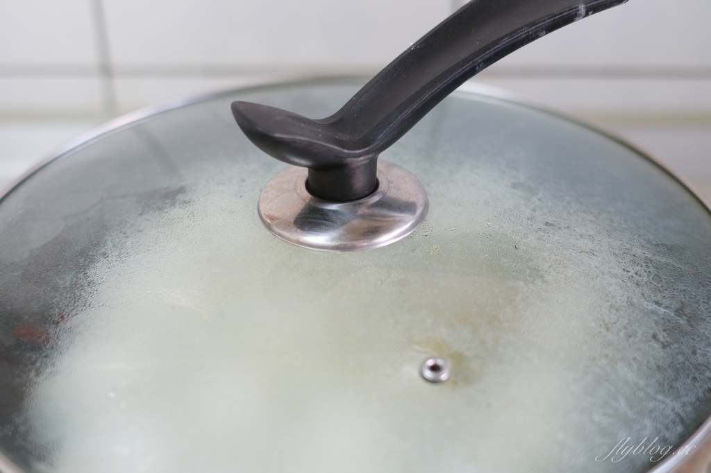 【食譜分享】冰花煎餃作法，如何作出美味的冰花水餃？麵粉水的比例很重要 @飛天璇的口袋