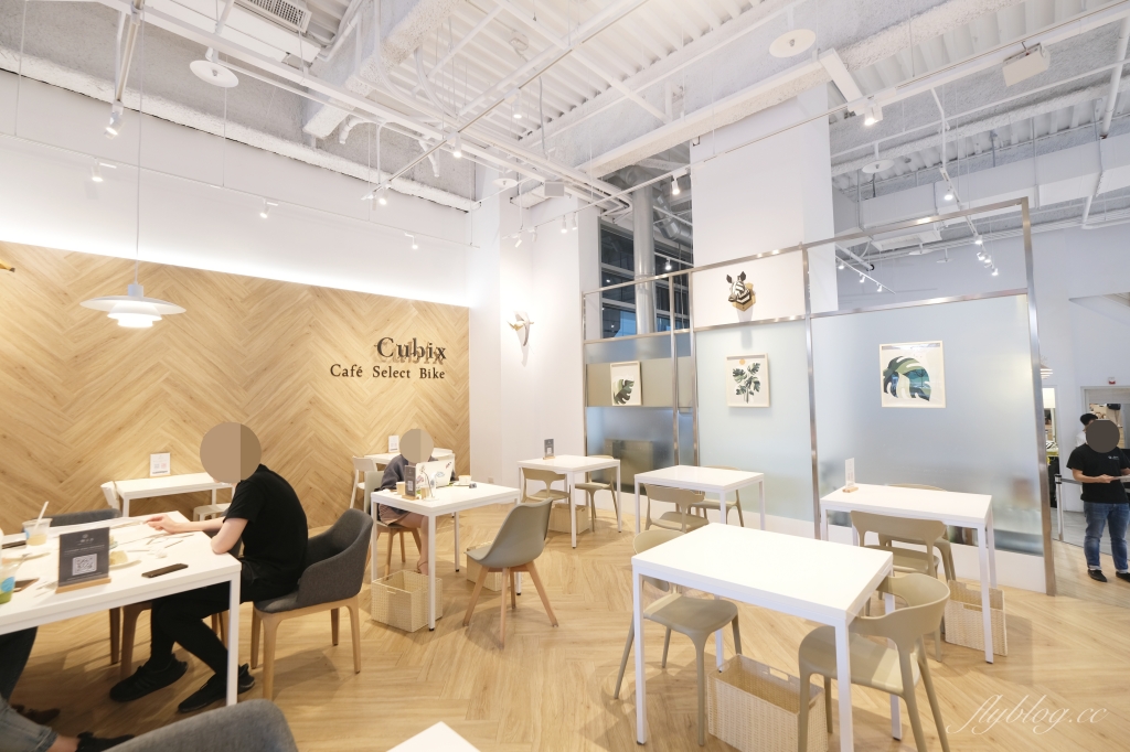 【台中西屯】一物立方Cubix Cafe，七期超美純白玻璃屋建築，隱身商辦大樓的一物立方 @飛天璇的口袋