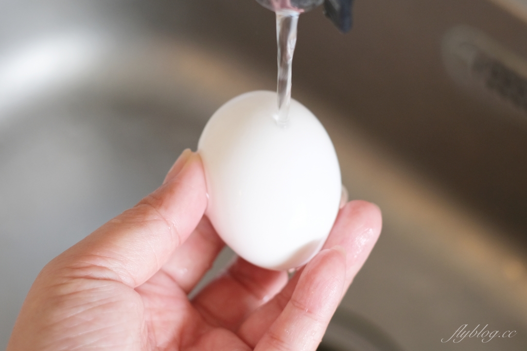【食譜分享】大同電鍋水煮蛋作法，一張紙巾就可以完成，水煮蛋、半熟蛋、溏心蛋都簡單 @飛天璇的口袋