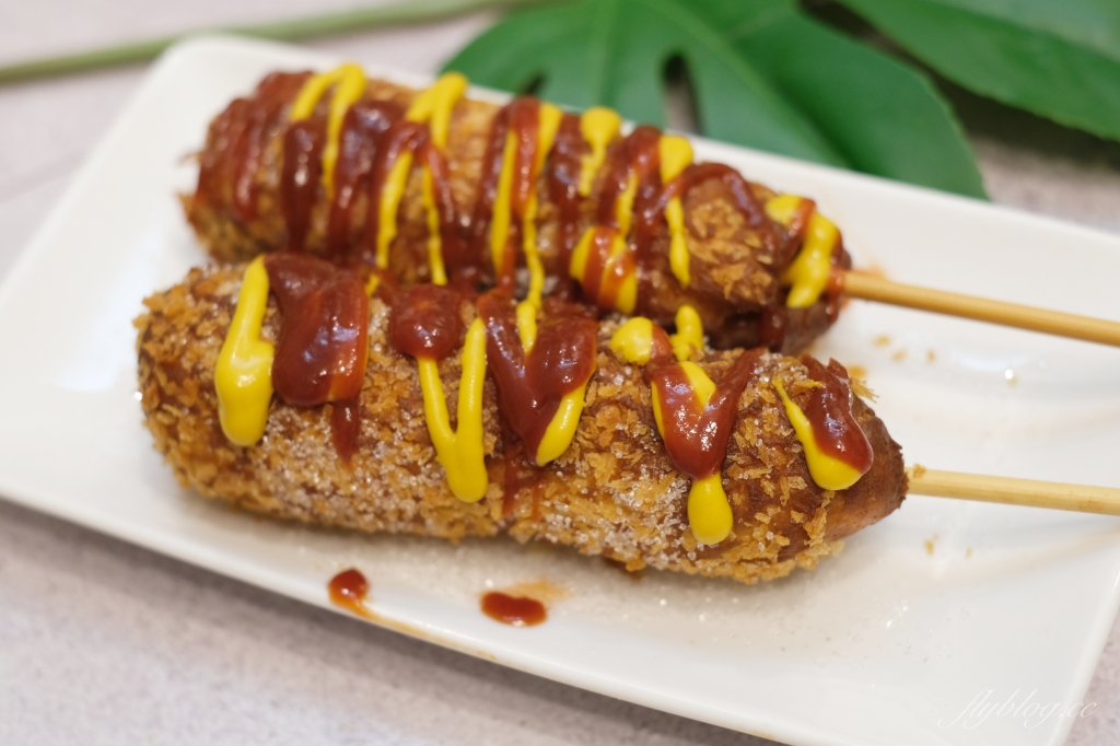 【食譜分享】韓式起司熱狗作法，運用兩種簡單食材，馬上有會牽絲的熱狗 @飛天璇的口袋