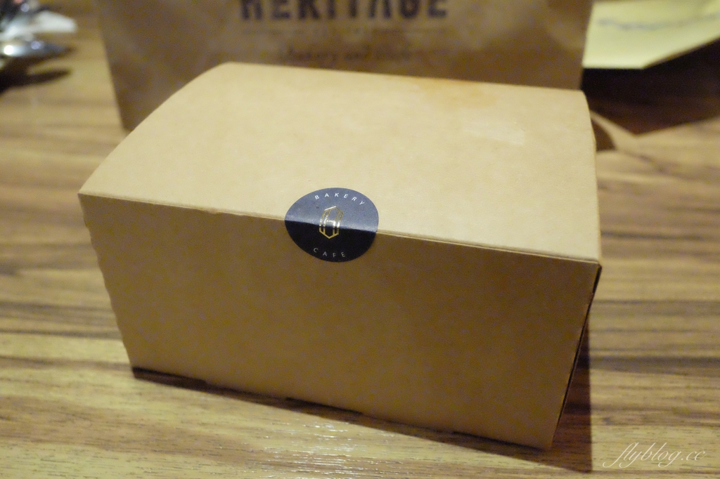 台北中正｜Heritage Bakery &#038; Cafe．台北超人氣肉桂捲店，台北車站文青咖啡館 @飛天璇的口袋