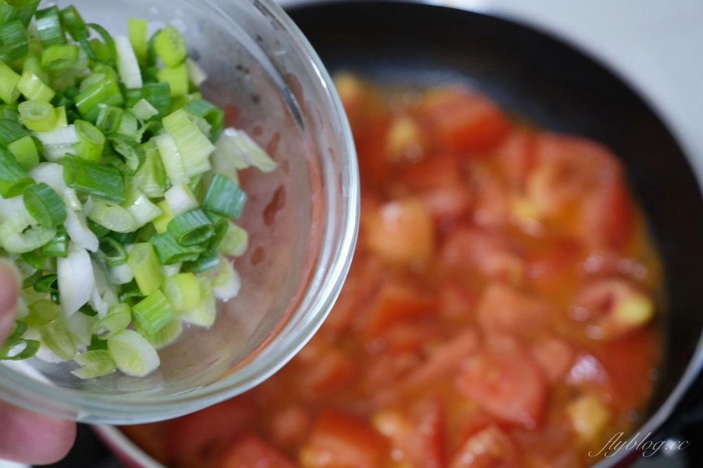 【食譜分享】番茄烘蛋，營養美味的番茄烘蛋，用氣炸鍋也很方便哦！ @飛天璇的口袋