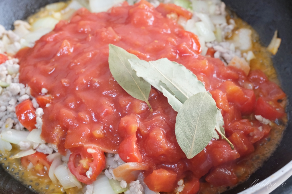 番茄肉醬義大利麵做法｜最簡單的紅醬義大利麵食譜，第一次煮義大利麵就上手 @飛天璇的口袋