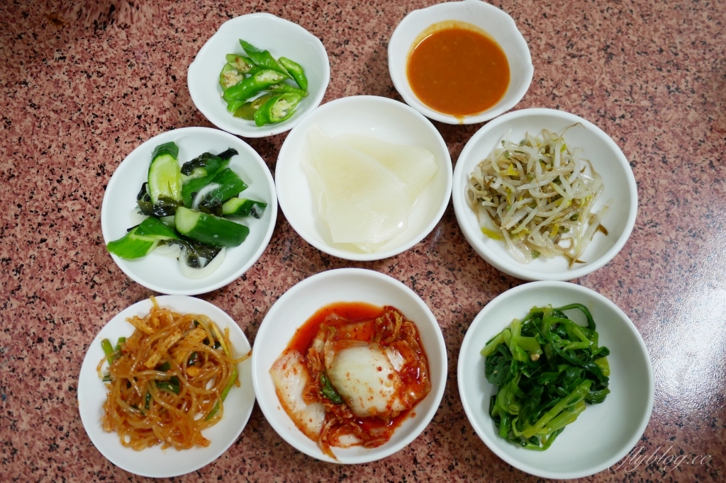 台中品川韓式小吃｜隱身住宅內的韓式料理，已經搬遷至漢口路 @飛天璇的口袋