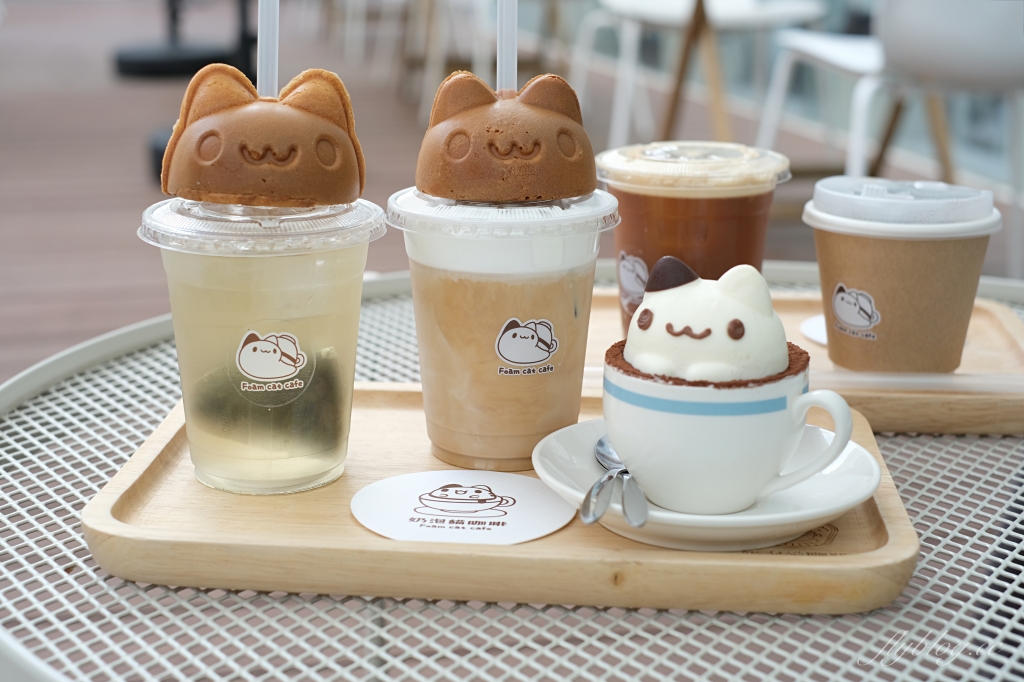 奶泡貓咖啡｜可愛的貓貓蟲咖波主題咖啡館，勤美誠品商圈透明玻璃屋 @飛天璇的口袋