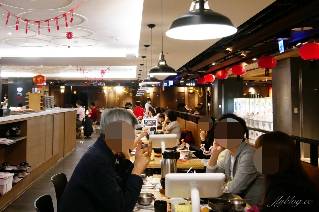 【台中西區】飯饌韓式料理餐廳，韓式料理最經典的豆腐鍋、部隊鍋和海鮮煎餅都吃得到 @飛天璇的口袋