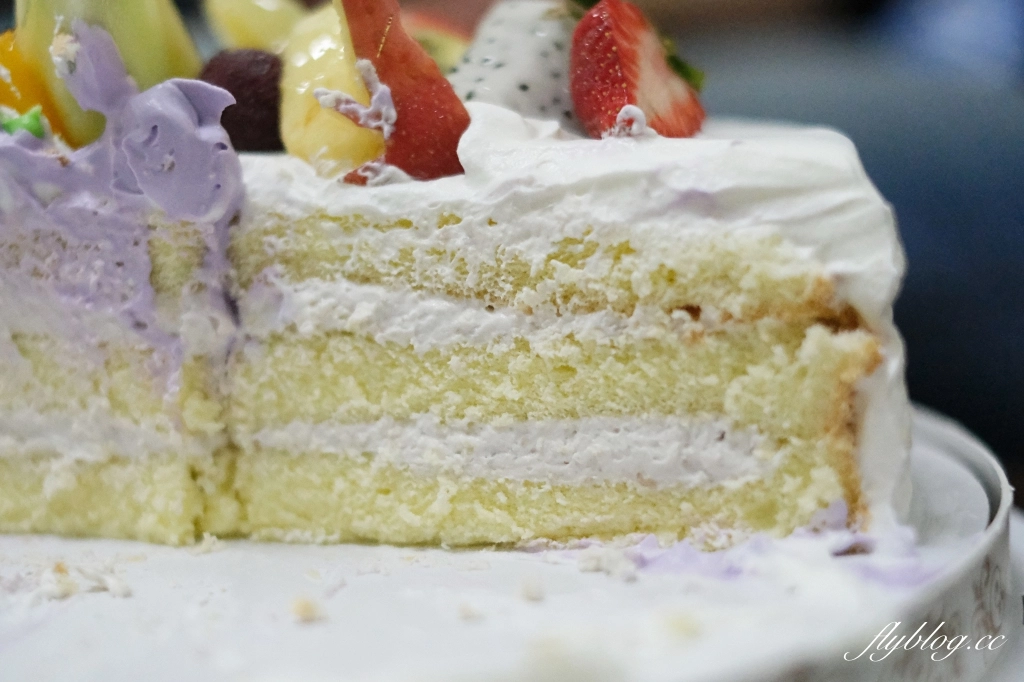 【台中中區】金陵蛋糕，台中在地近50年歷史的金陵蛋糕，中部鮮奶油蛋糕創始店 @飛天璇的口袋