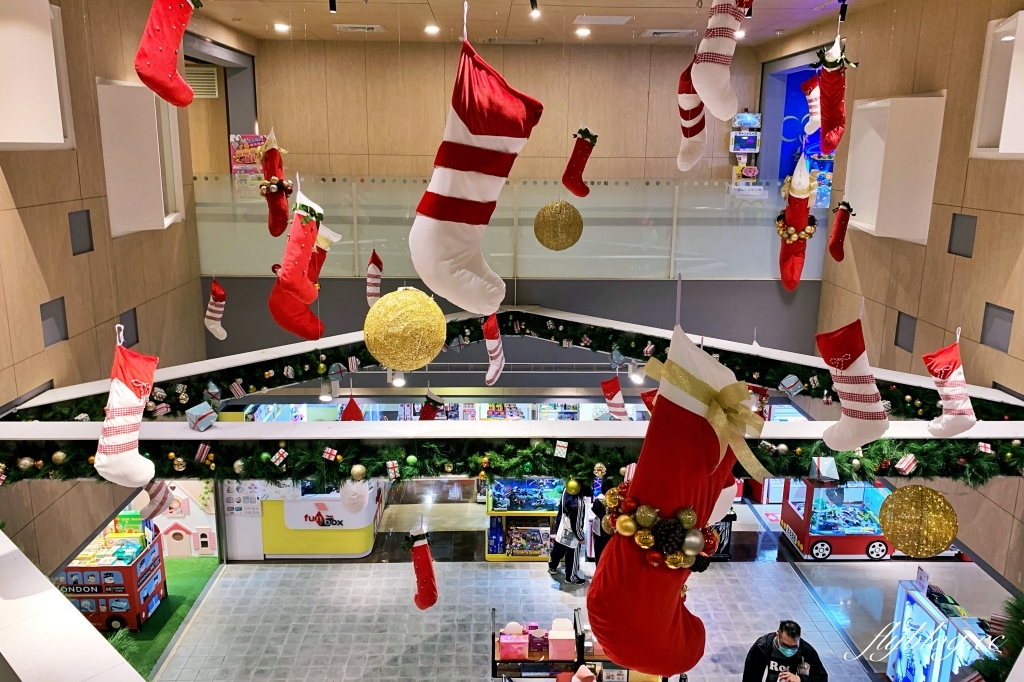 【台中北區】中友百貨聖誕節~中部最大傑琪！6米高巨大傑琪公主氣球登場，還有11位哥哥一起來尋寶 @飛天璇的口袋