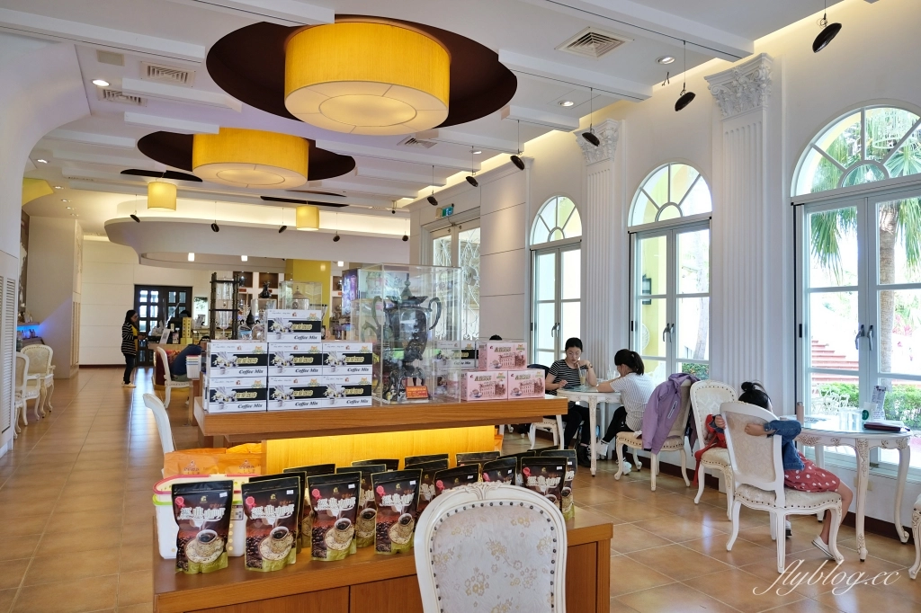 進昌咖啡烘焙館｜座落於大村田野間的巴洛克建築，在浪漫的黃色城堡喝咖啡 @飛天璇的口袋