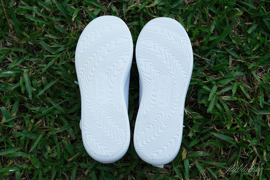 TRAQ美國舒適計步鞋｜久站或走路都可以保護雙腳，可以計步的國民走路鞋 @飛天璇的口袋
