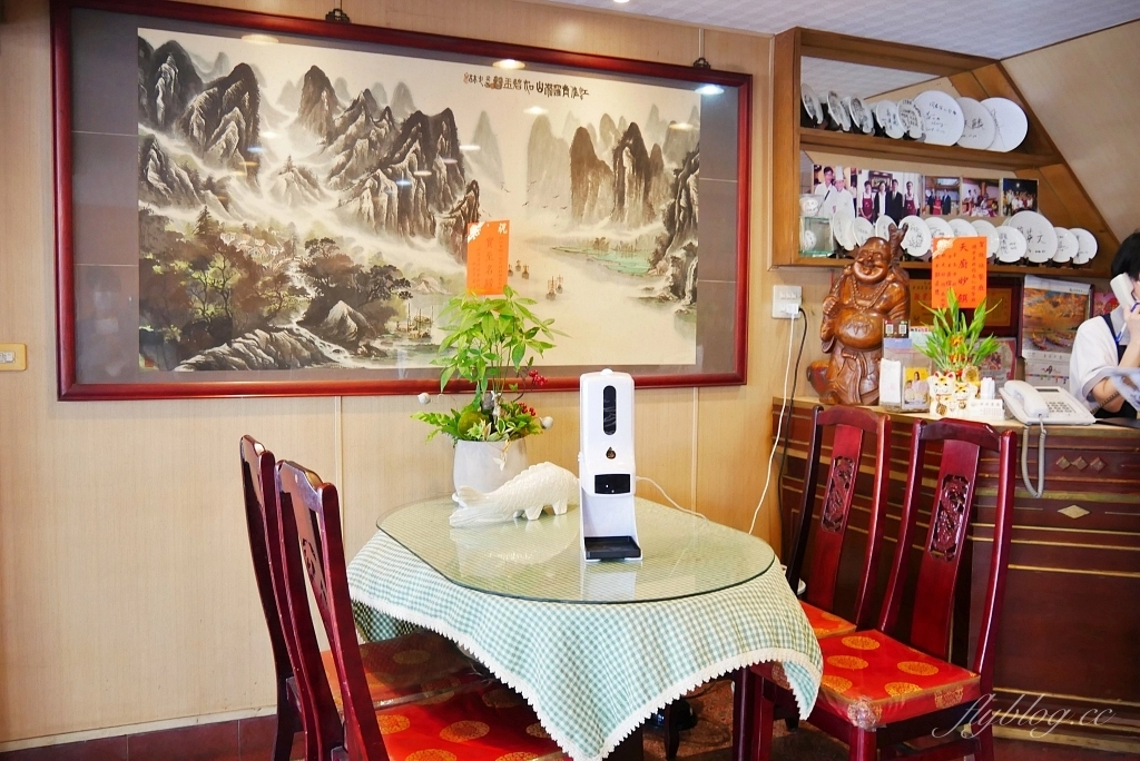 台南中西｜欣欣餐廳．台南三大台菜餐廳之一，米其林必比登推薦，45年老字號的美味 @飛天璇的口袋