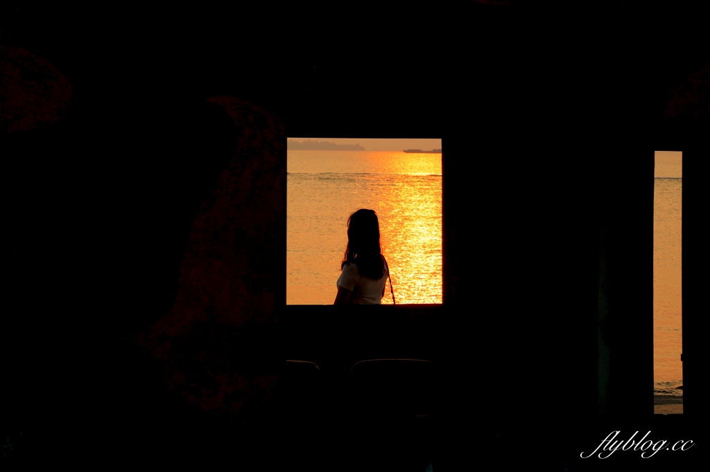 慈湖落日觀海平台｜金門著名的觀賞夕陽的景點，彩虹步道一路散步到湖下海堤 @飛天璇的口袋