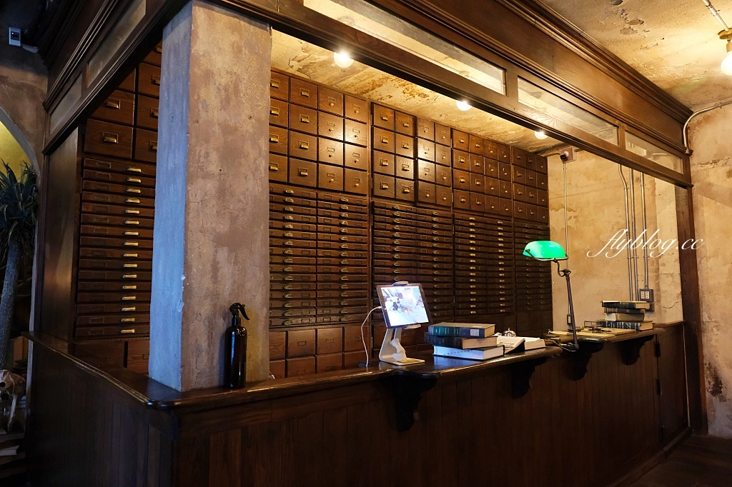 泰國曼谷｜The Mustang Blu，19世紀銀行改建，曼谷老宅建築餐廳的咖啡館與飯店 @飛天璇的口袋