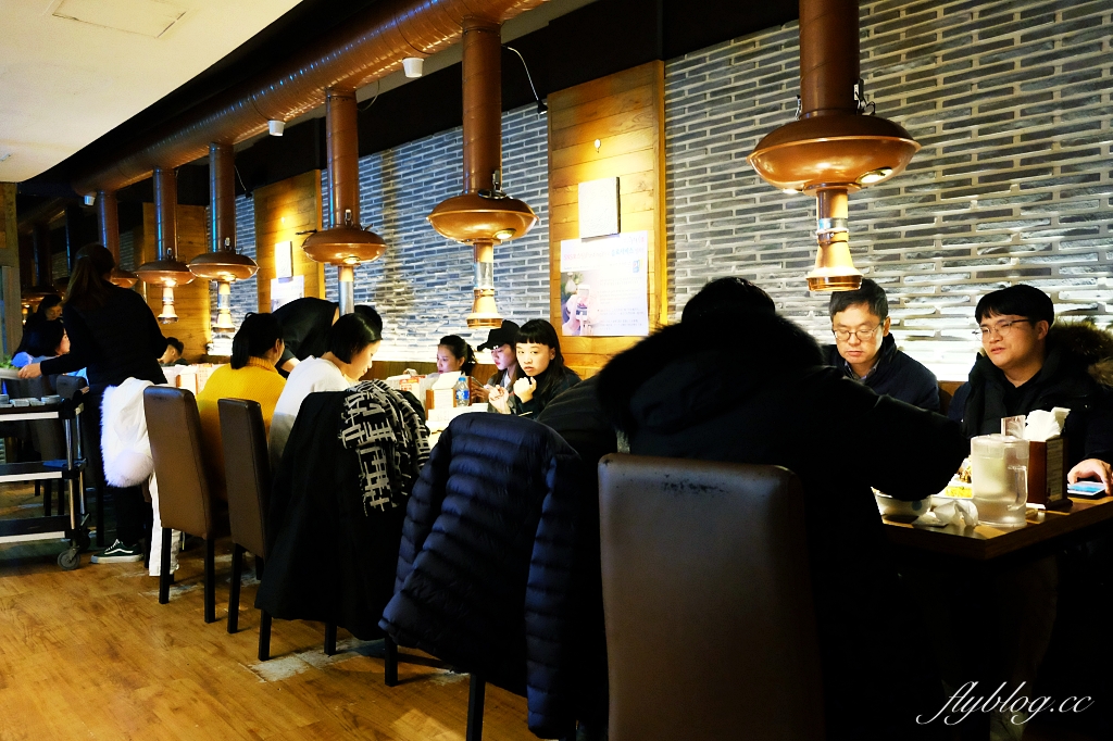 韓國首爾｜王妃家總店．明洞一定要吃韓國烤肉，郭富城和張宇也來朝聖的宮庭風燒肉店 @飛天璇的口袋