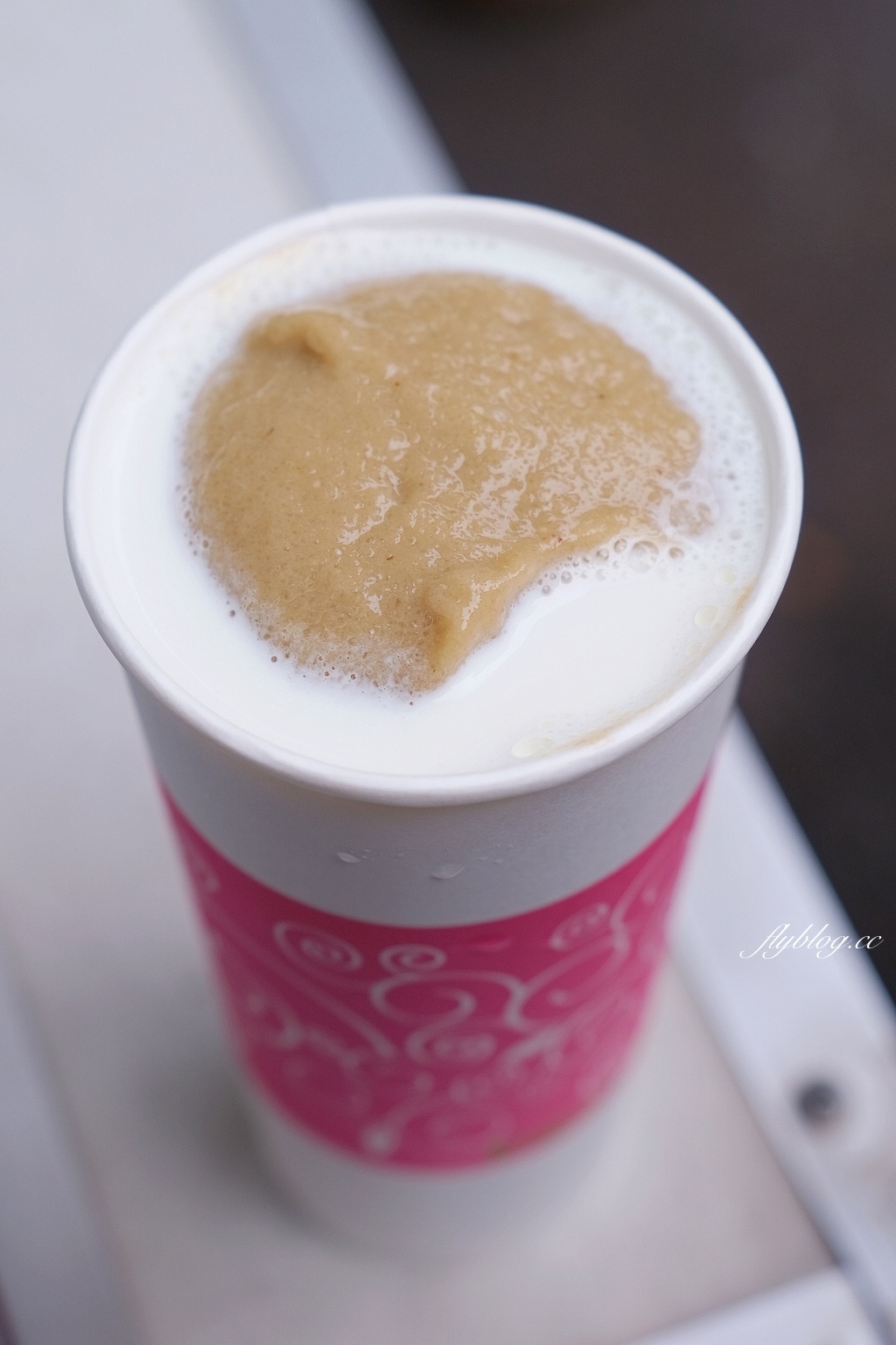 台北中正｜英姐黑糖珍珠鮮奶，台北夜市飲料之王，使用100%光泉鮮乳，南機場夜市人氣美食 @飛天璇的口袋
