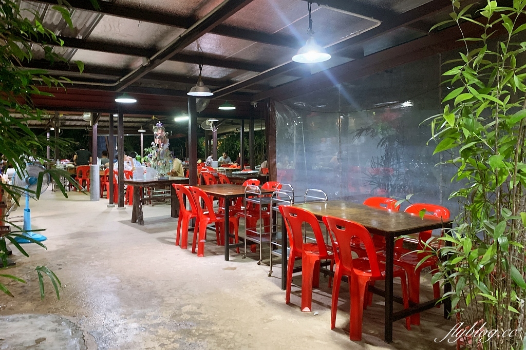 泰國普吉島｜Nam YOI Restaurant ร้านน้ำย้อย，米其林必比登推薦餐廳，提供道地泰南料理 @飛天璇的口袋