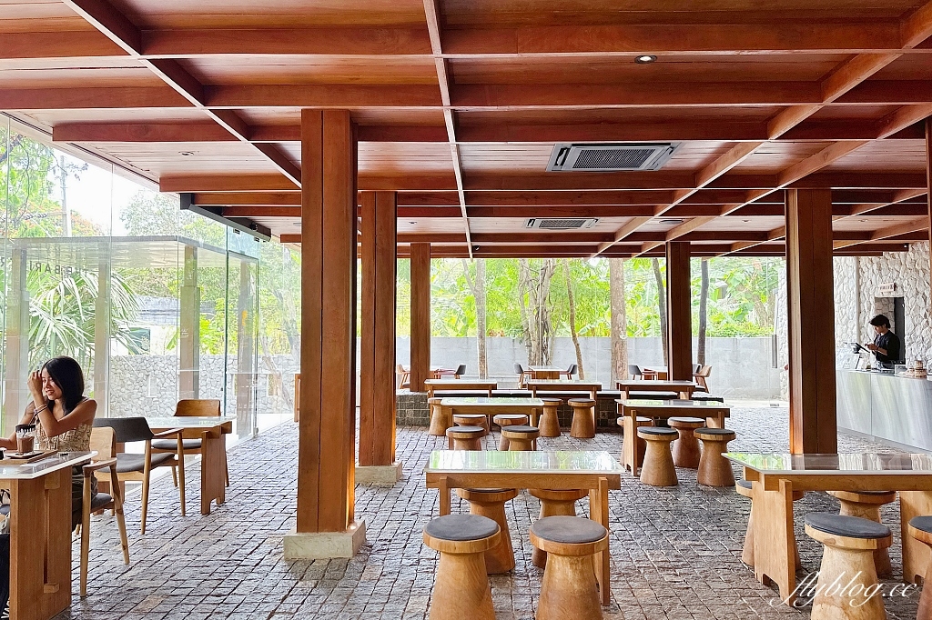 泰國清邁｜The Baristro Asian Style，清邁市郊的玻璃屋咖啡館，充滿日式禪風的建築美學 @飛天璇的口袋